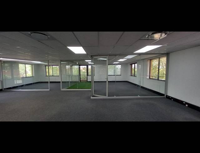 291M² OFFICE TO LET IN BRYANSTON